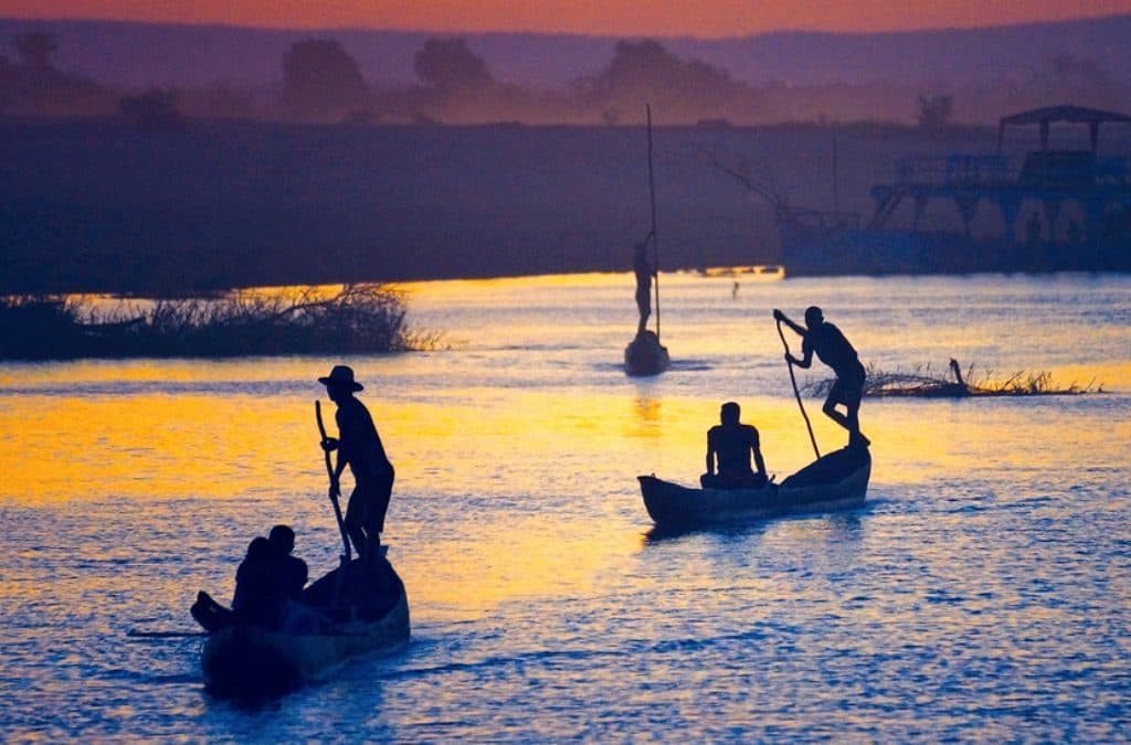 GlobeTracker Avantura Madagaskar - Krstarenje Tsiribihina rekom